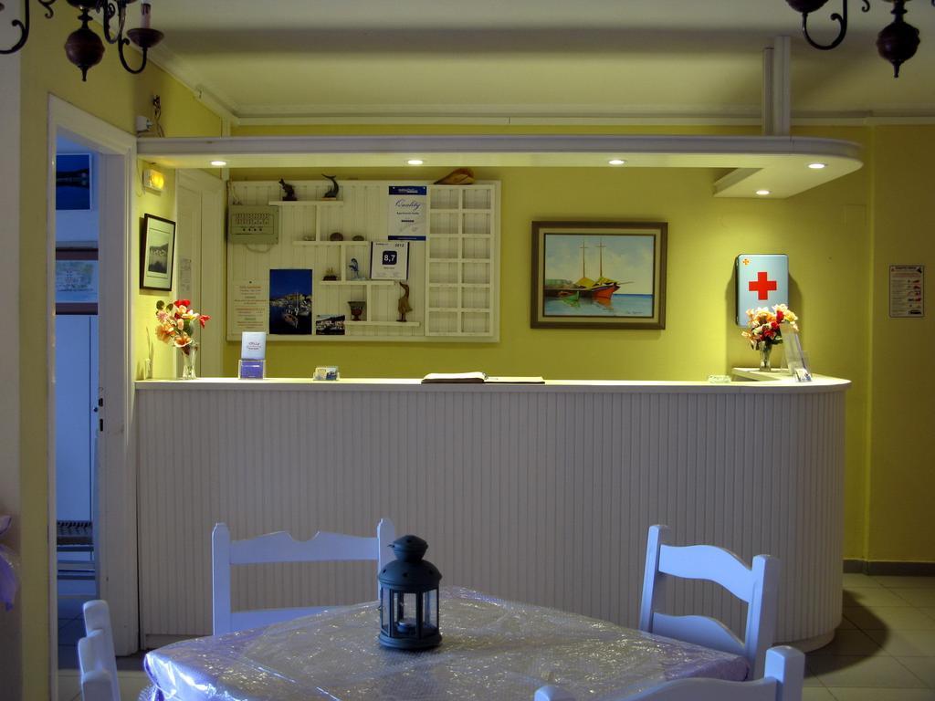 Stella Hotel Apartments Фискардон Экстерьер фото
