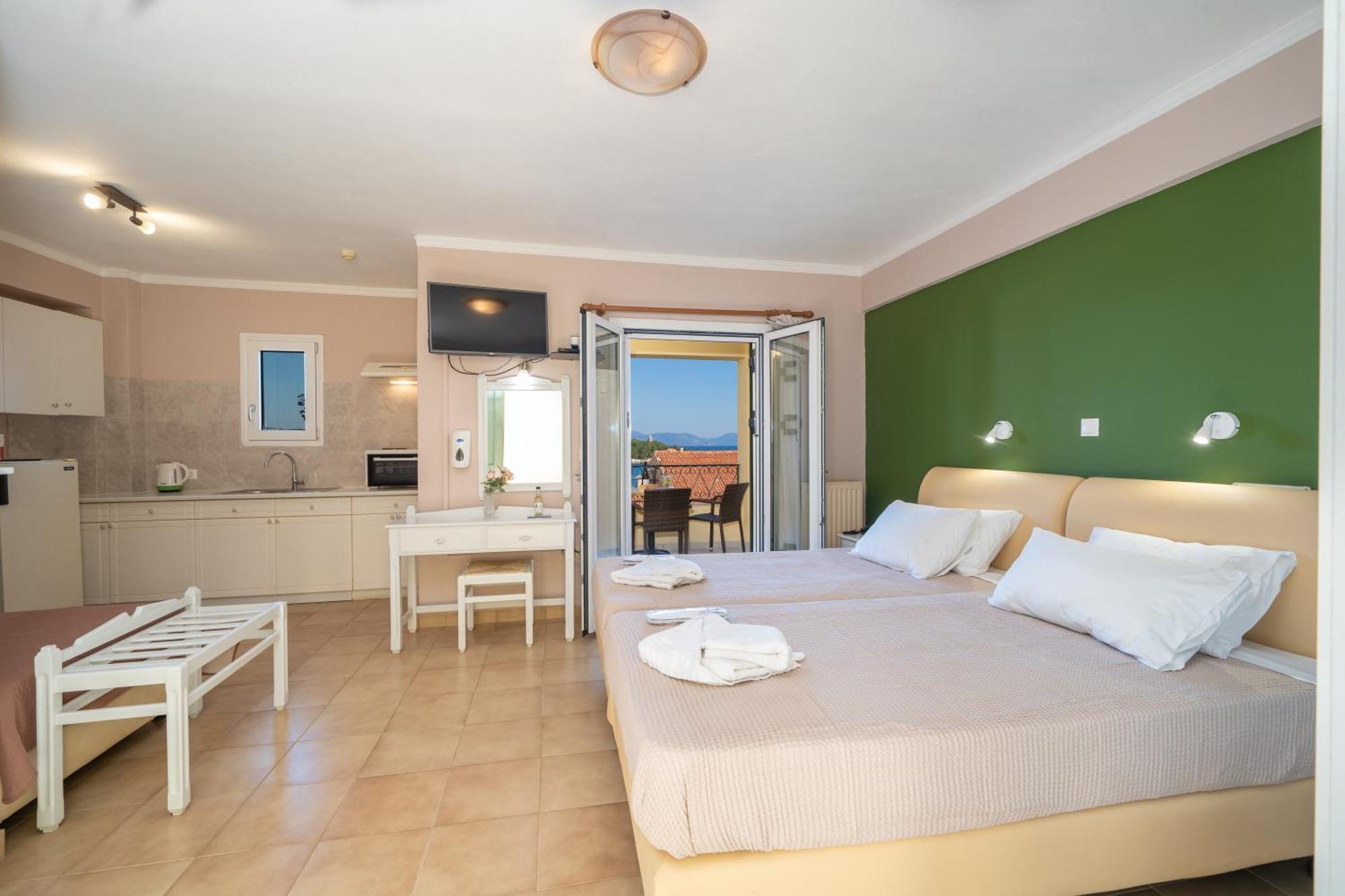 Stella Hotel Apartments Фискардон Экстерьер фото