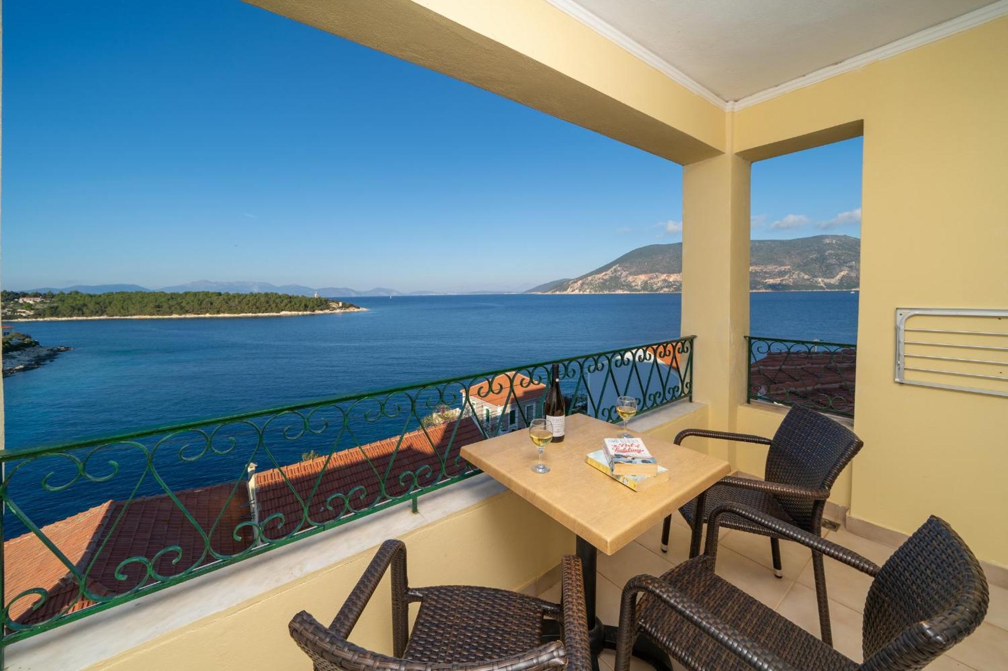 Stella Hotel Apartments Фискардон Экстерьер фото