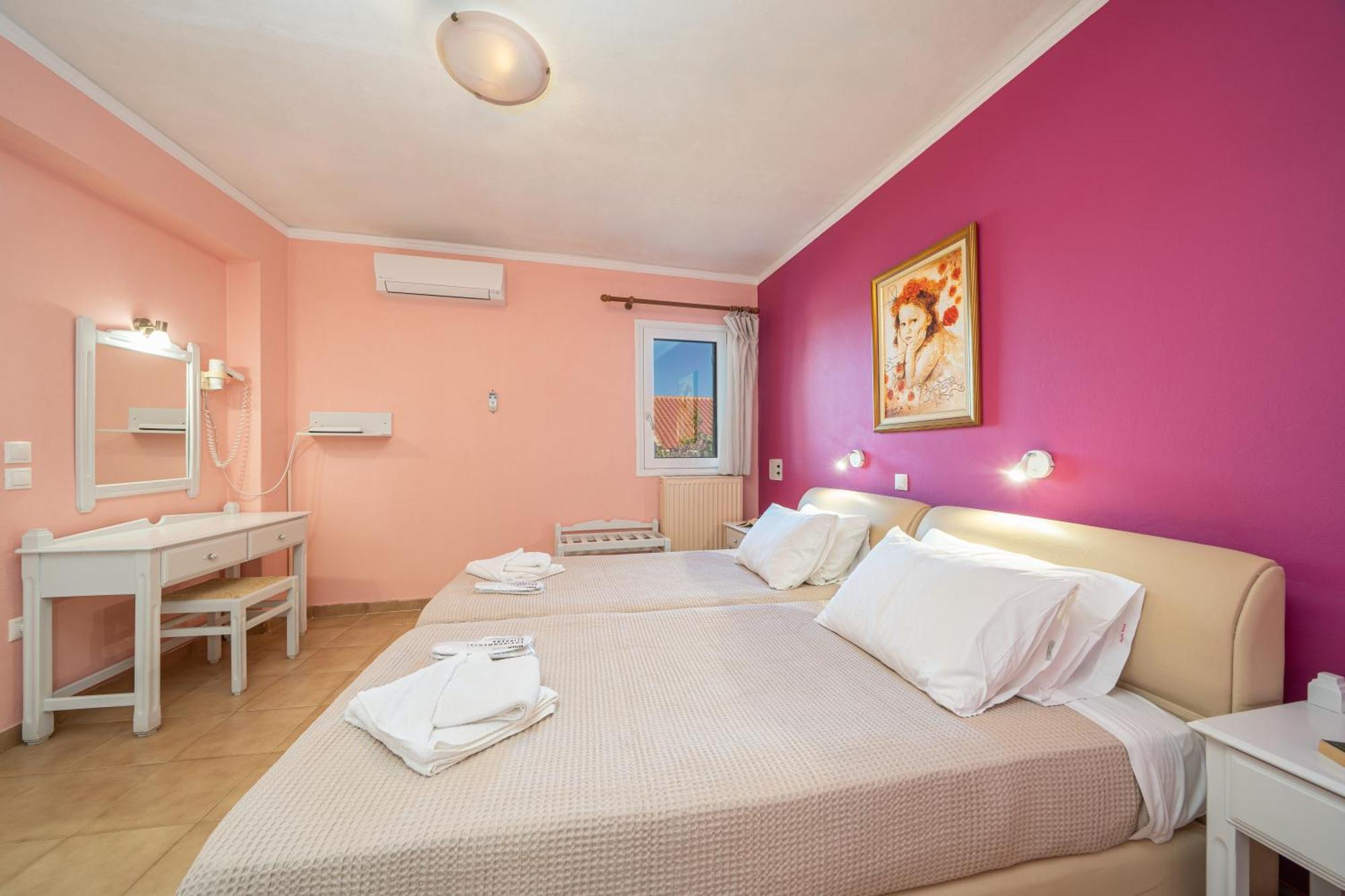 Stella Hotel Apartments Фискардон Экстерьер фото
