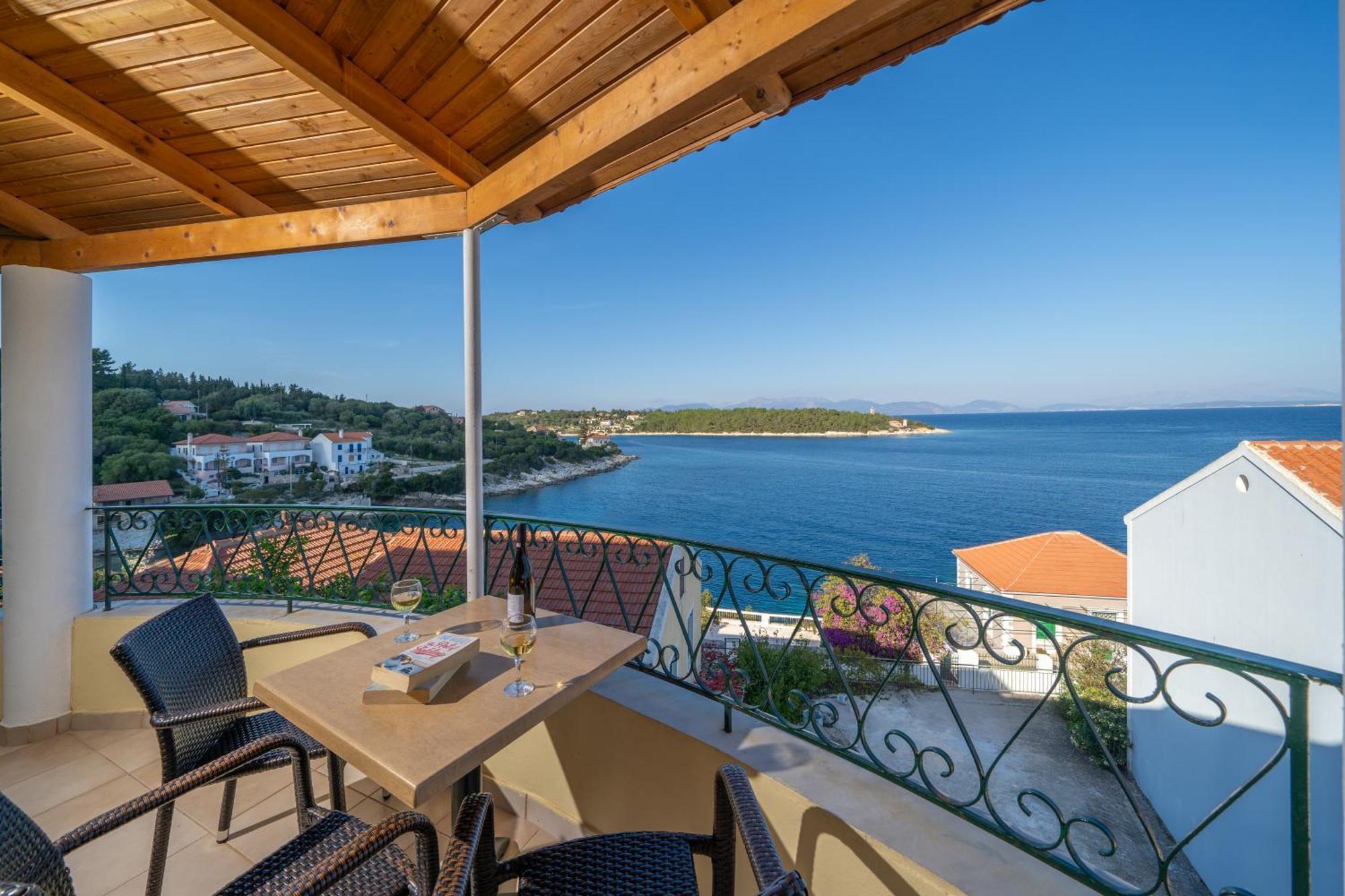 Stella Hotel Apartments Фискардон Экстерьер фото